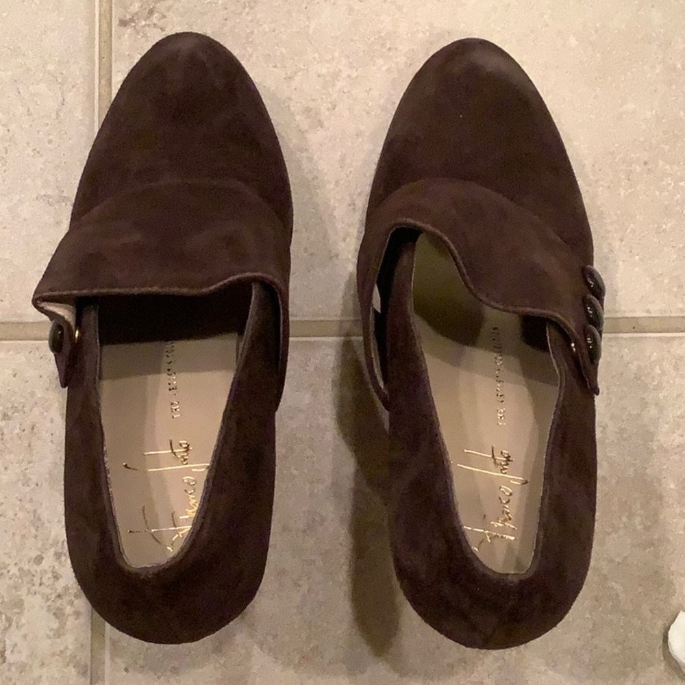 Frank Sarto - Size 6-1/2